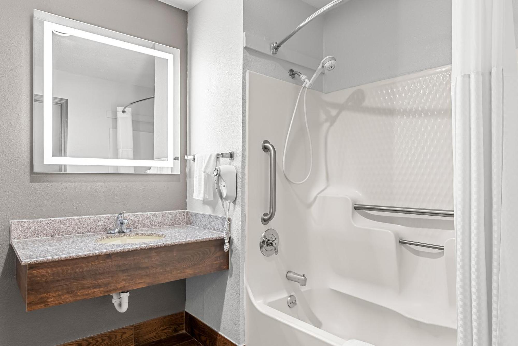 Quality Inn Cornelia Ngoại thất bức ảnh