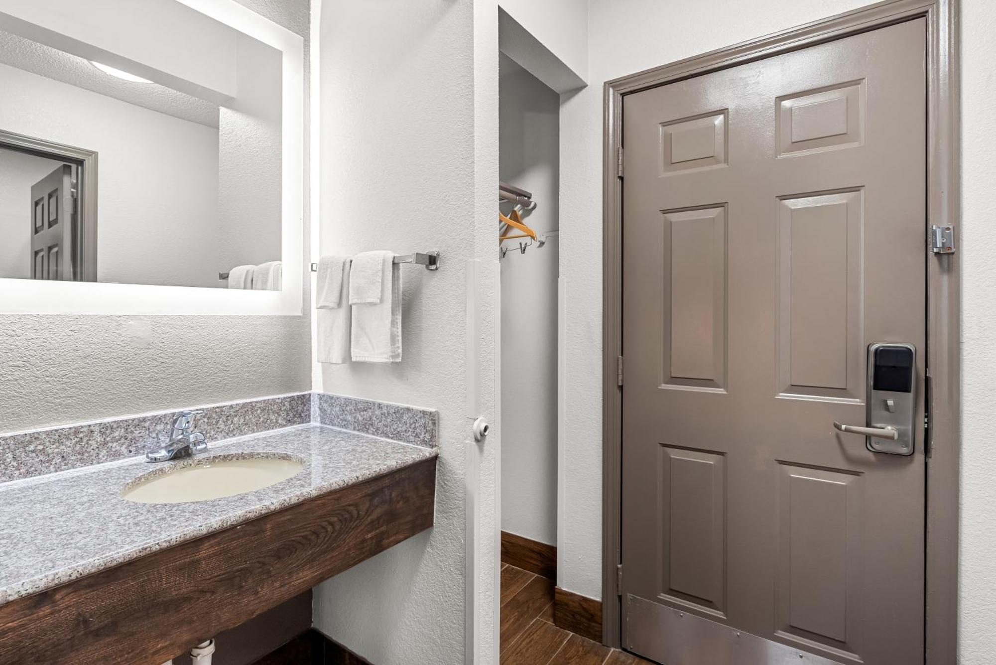 Quality Inn Cornelia Ngoại thất bức ảnh